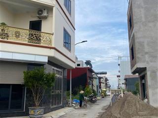 120tr/m  lô đất tái định cư vành đai 4 la tinh 2 mặt tiền view hồ điều hòa.  0983 477 ***