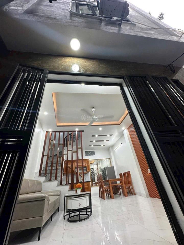 Mình cho thuê nhà 5 tầng tại ngõ 88/42 la nội, dương nội, đã có nội thất giá 10tr.  0983 477 ***