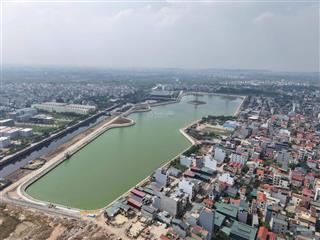 7.9 tỷ lô đất đấu giá x4 cửa kho đông la hướng đông nam.  0983 477 ***