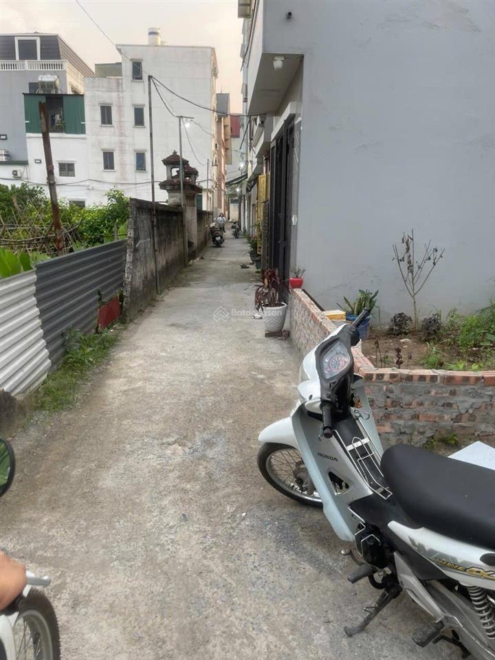 2.3 tỷ lô đất 36m2 đường thông tại tổ 14 phường yên nghĩa hà đông.  0983 477 ***
