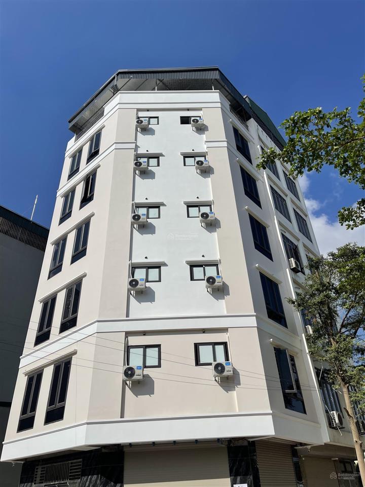 Cho thuê nhà lô góc 4 tầng khu dịch vụ dương nội hà đông 14tr/th.  0983 477 ***