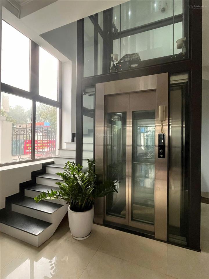 Biệt thự góc 4 mặt thoáng. dt 336m, gần vinhome greenbay 2. sẵn dòng tiền 600tr/năm. giá cực tốt