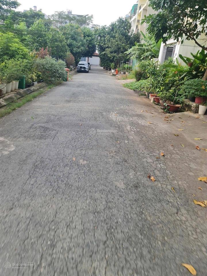 Bán nhà mặt phố, kdc làng việt kiều phong phú 13e, 8,2 tỷ, 100m2, nhà đẹp