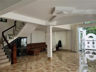 Biệt thự đẹp ngay làng đại học 10x20m2  thiết kế hiện đại