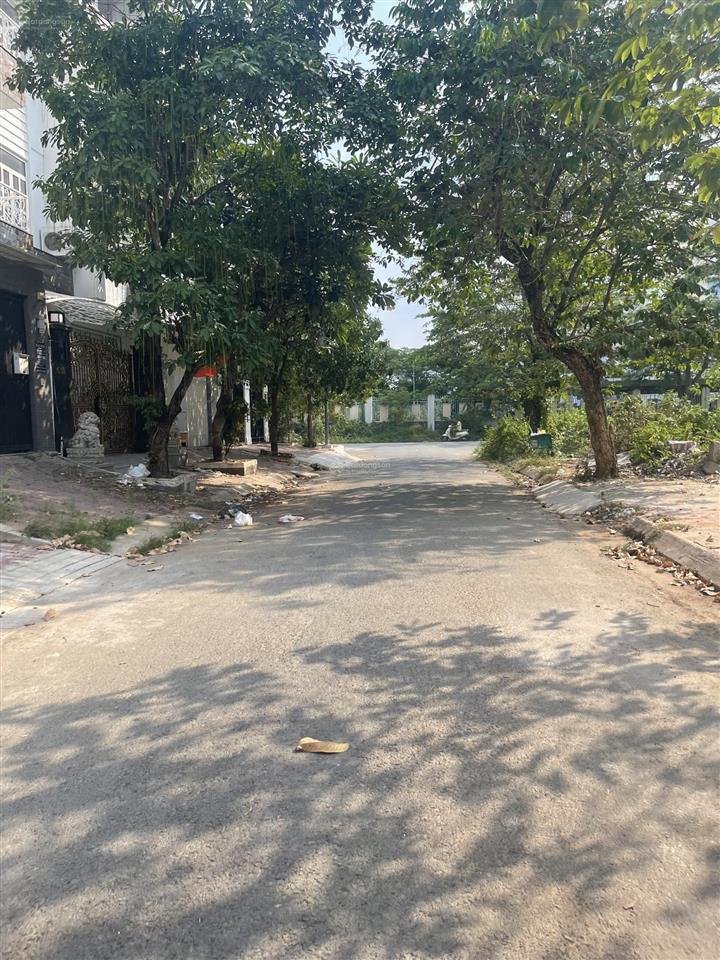 Đất mặt tiền ngay trung tâm kdc13e đường số 7 số 4