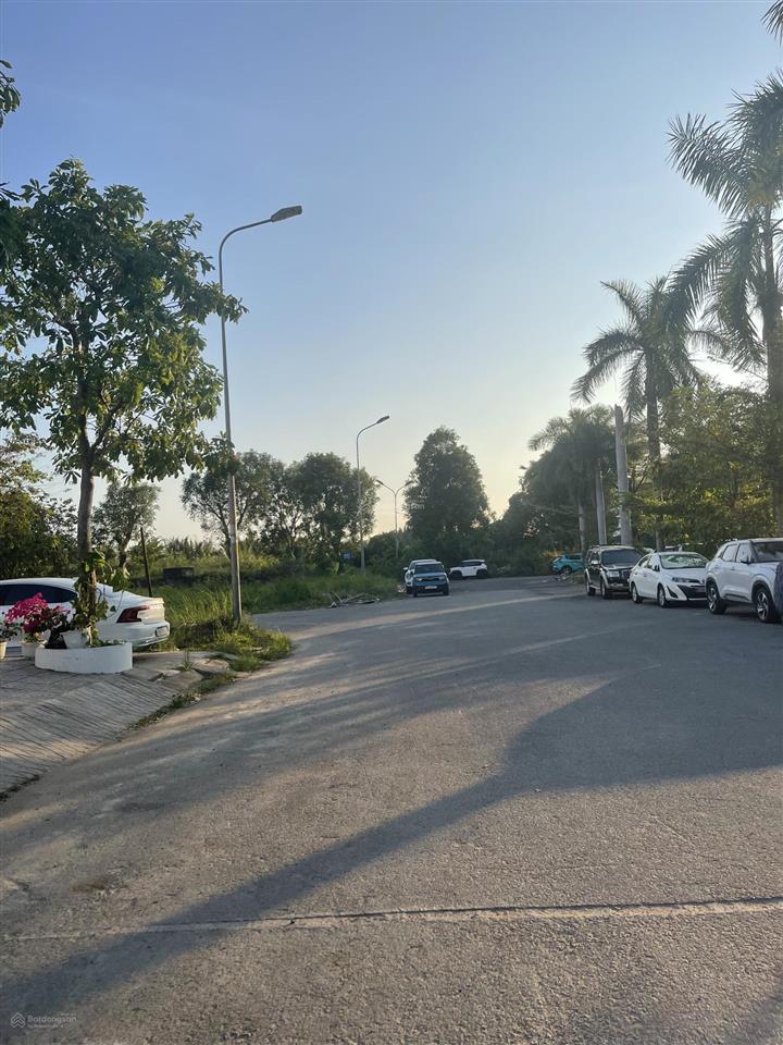 Biệt thự luxury cho thuê kdc 13e (có thang máy)