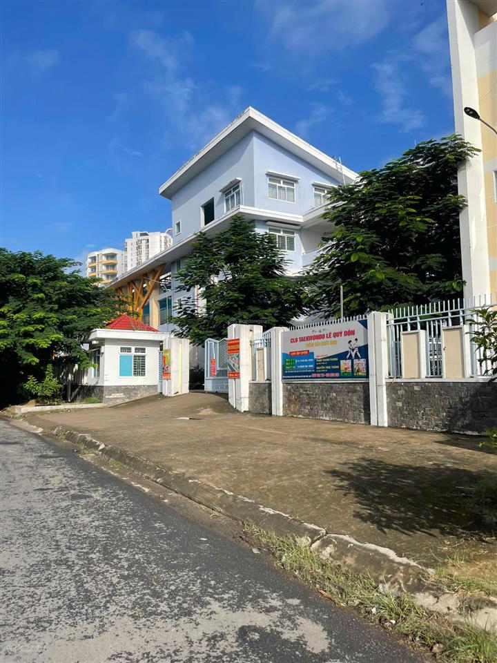 Nhà bán gấp kdc 13e  sau lưng trường đại học