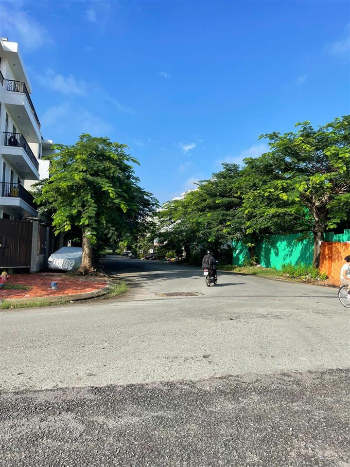 Bán đất nền dự án kdc làng việt kiều phong phú 13e, 4,4 tỷ, 100m2, view đẹp