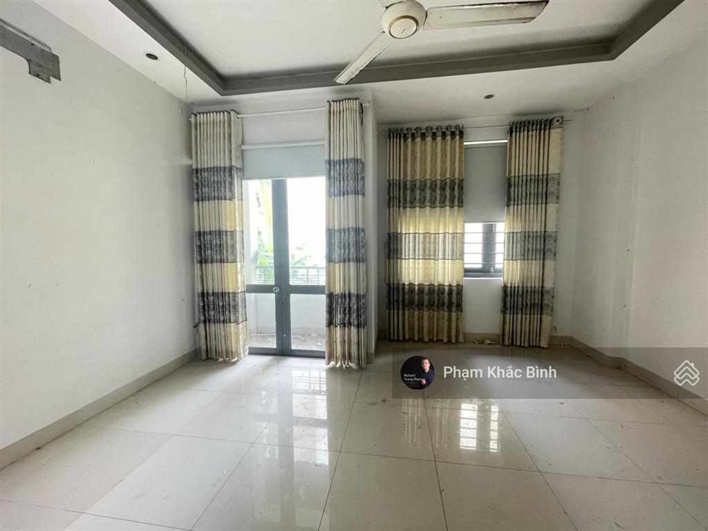 Căn nhà phố 5x20m, giá hời 7,5 tỷ