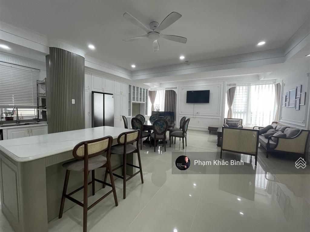 Căn 138m2  3pn siêu đẹp  chỉ cần xách vali vào ở  giá 6 tỷ tl