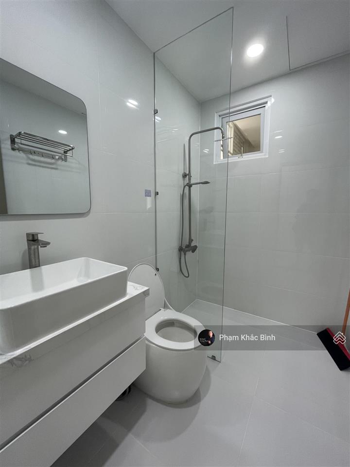 Căn 138m2  3pn siêu đẹp  chỉ cần xách vali vào ở