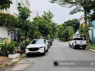 Nhà phố rẻ kdc 13e  đối diện công viên