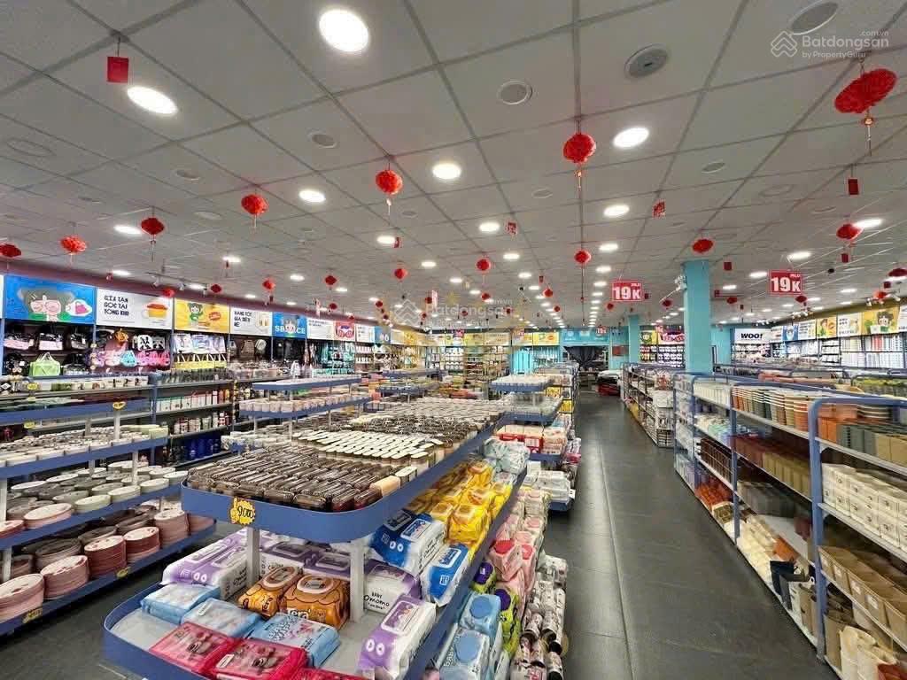 Cho thuê nhà mặt phố kha vạn cân p thủ đức, hcm với diện tích 1400m2 giá 175tr