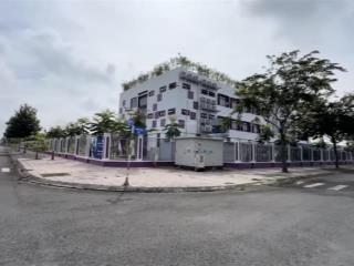 Bán đất nền khu dự án d2d diện tích 200m2 ngang 8 mét đi sân bay chỉ 2km xây dựng tự do sổ riêng