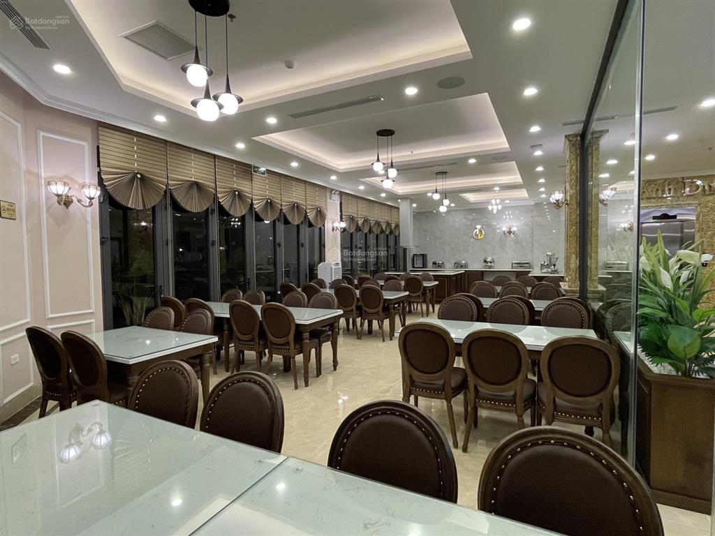 Bán khách sạn 5 tầng, 28 phòng tại bãi cháy, căn góc 2 mặt tiền 15m & 16m