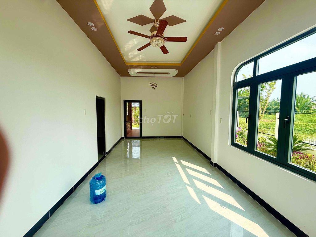 Chỉ 3 Tỷ nhỉnh sở hữu nhà phố sẵn mô hình nghỉ dưỡng đường ô tô