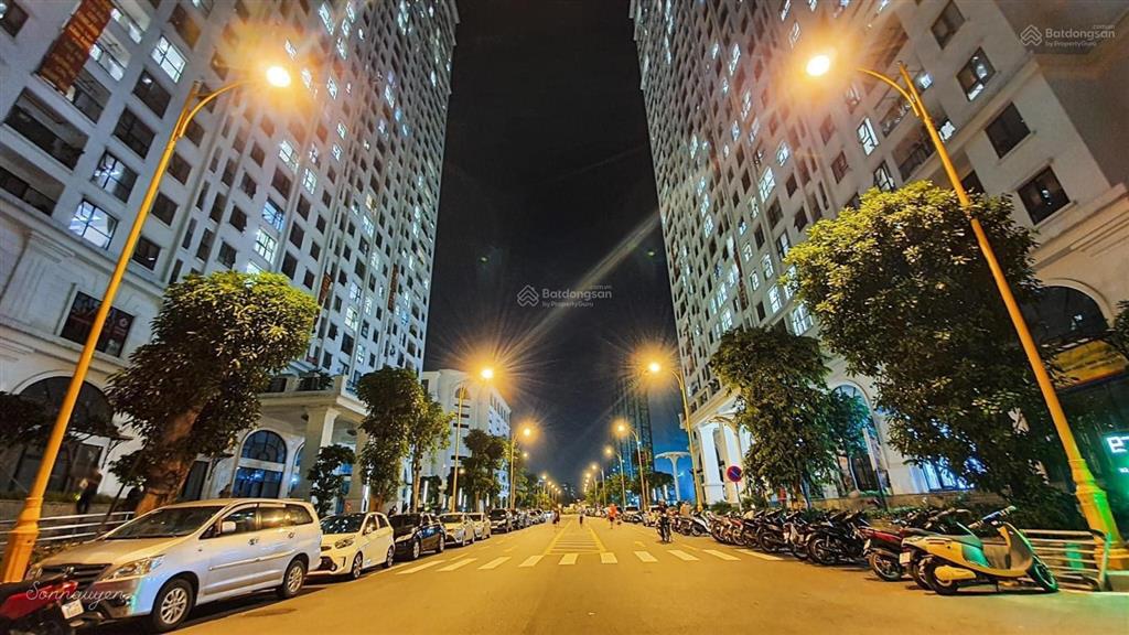 Chính chủ tôi cho thuê căn hộ 3pn/2vs căn góc 115m2 giá 13,5tr/th  0966 292 ***