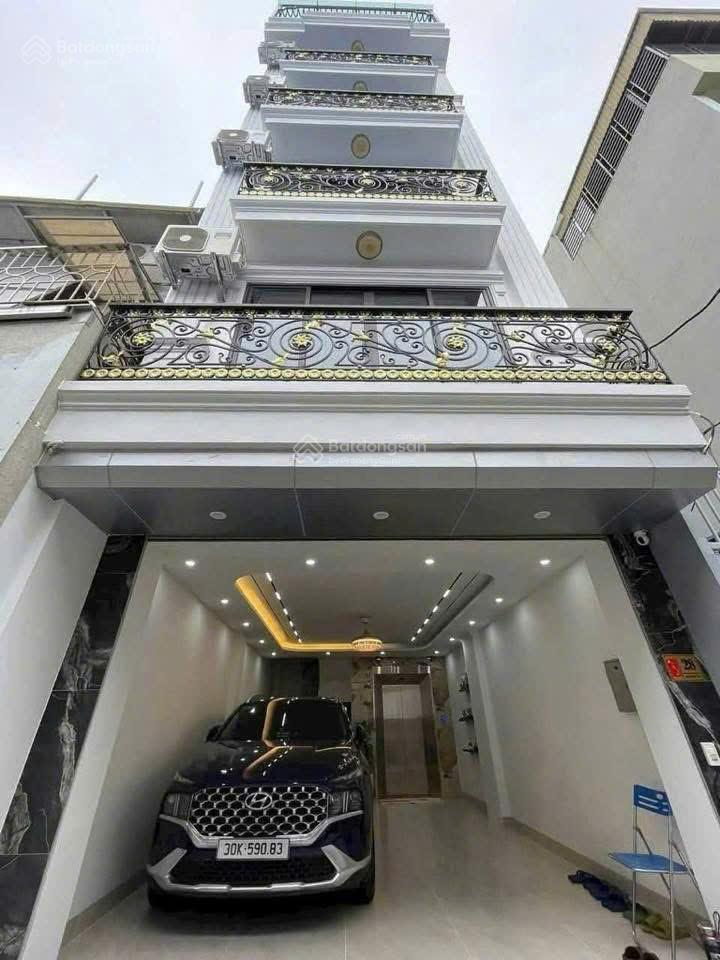 Ngay cạnh ubnd phường số 282 kim giang chính chủ tôi cần bán căn nhà 38m2 xây mới 7 tầng thang máy