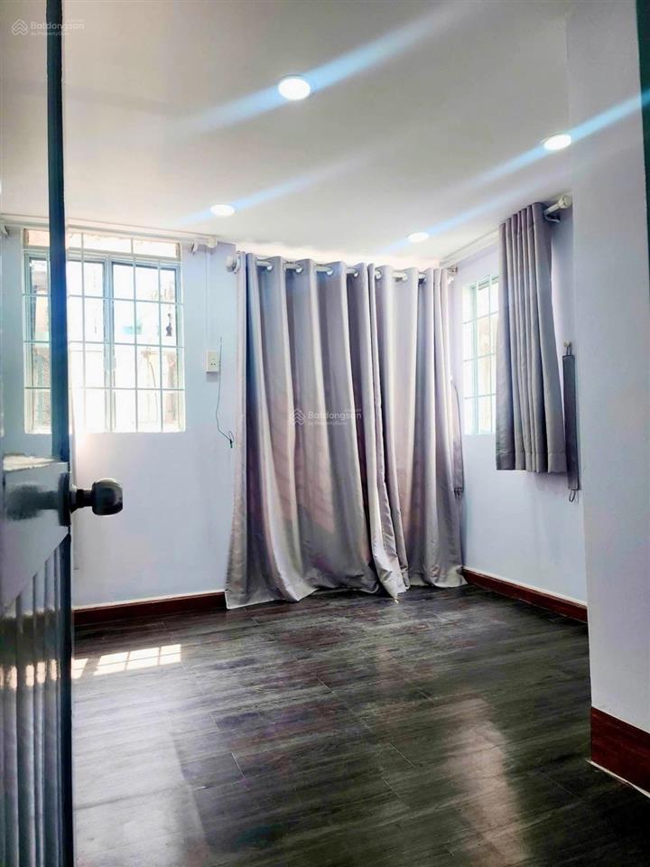 Bán nhà riêng 2,95 tỷ, 18m2 tại trần hưng đạo, p1, q5, hcm