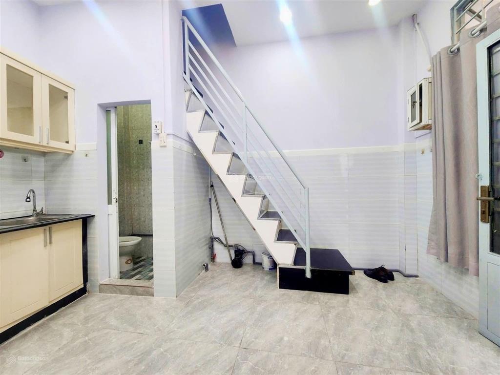 Bán nhà riêng 2,95 tỷ, 18m2 tại trần hưng đạo, p1, q5, hcm