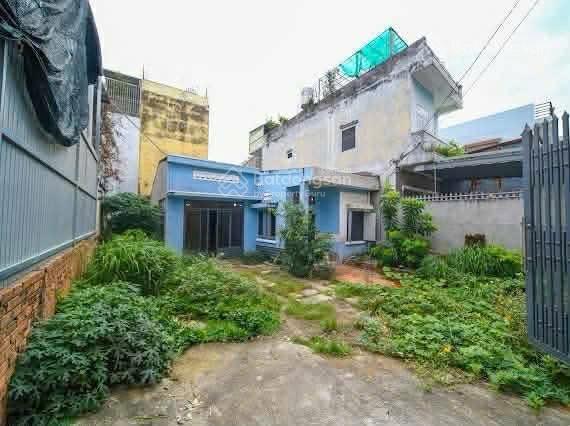 Đất bán dt 10 dài 22m, thổ cư, tách được 2 lô