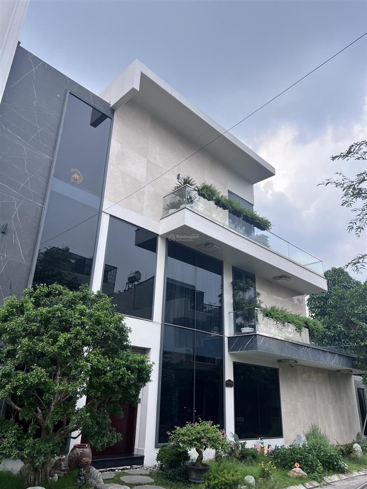 Bán biệt thự mini đường 12m khu cao tầng mới xây, p an phú đông, q12, hcm, view đẹp