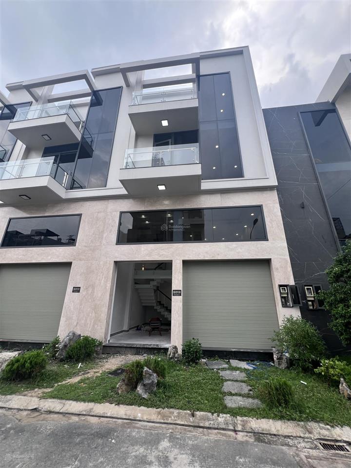 Bán biệt thự mini đường 12m khu cao tầng mới xây, p an phú đông, q12, hcm, view đẹp