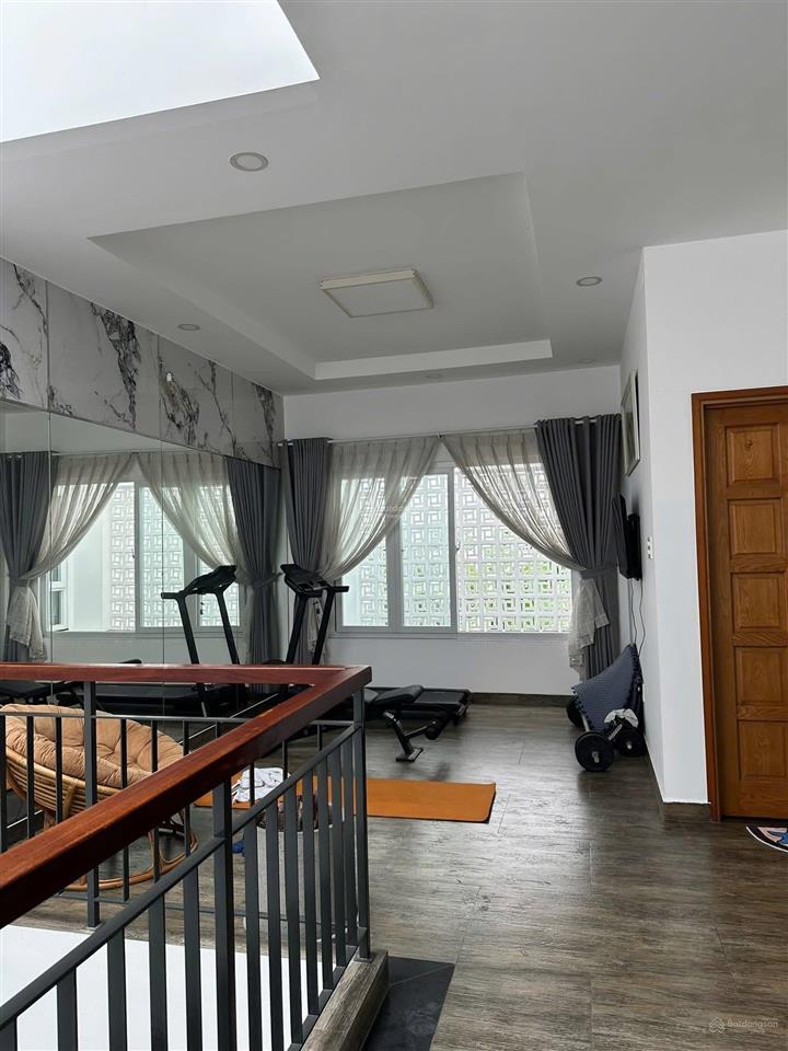 Hiếm nhà biệt thự mini  dt 8m x20m giảm sốc gần chợ vườn lài, apđ  khu dân cư an ninh