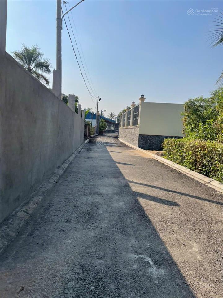 Hiếm đất xây nhà vườn  dt ngang 39x22=836m2. giá 9,8 tỷ  p. an phú đông  chưa qua quốc lộ 1a