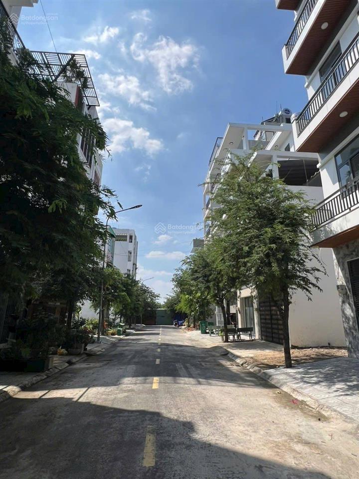 Hot bán đất kpl ngang 5m rất đẹp đường chuẩn 12m  khu phân lô  h đông mát mẻ, xây này cực đẹp