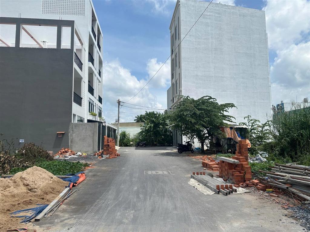 Bán lô đất đẹp trục vườn lài dt khủng 5,5mx17m gần gò vấp cầu sắt tiện xây chdv
