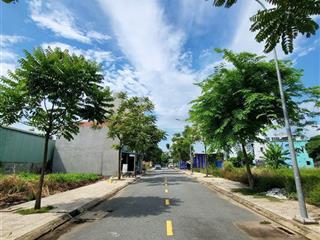 Hiếm bán lô đất đẹp nhỉnh 3 tỷ  đường 6m nhựa  an phú đông  sổ sẵn công chứng liền