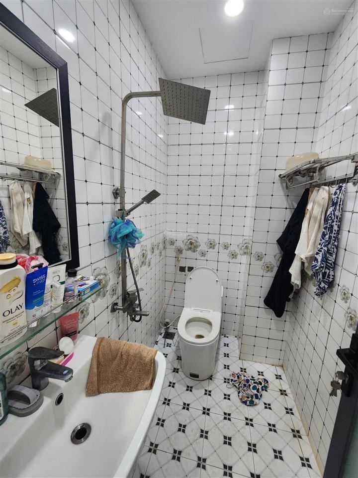 Nhà phố cao cấp 4 tầng  đường 12m  vườn lài apđ  giáp gò vấp  giá thuê 16tr