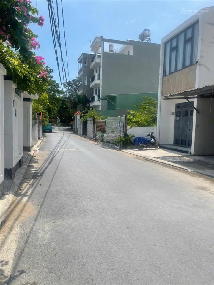 Bán đất hẻm 301 vườn lài  giá bán 5,8 tỷ tl  dt 69m2 cách cầu sắt 1 km qua gò vấp