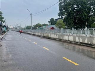 Bán đất giá tốt mặt tiền kênh  4,5mx28m  giá 5,6 tỷ