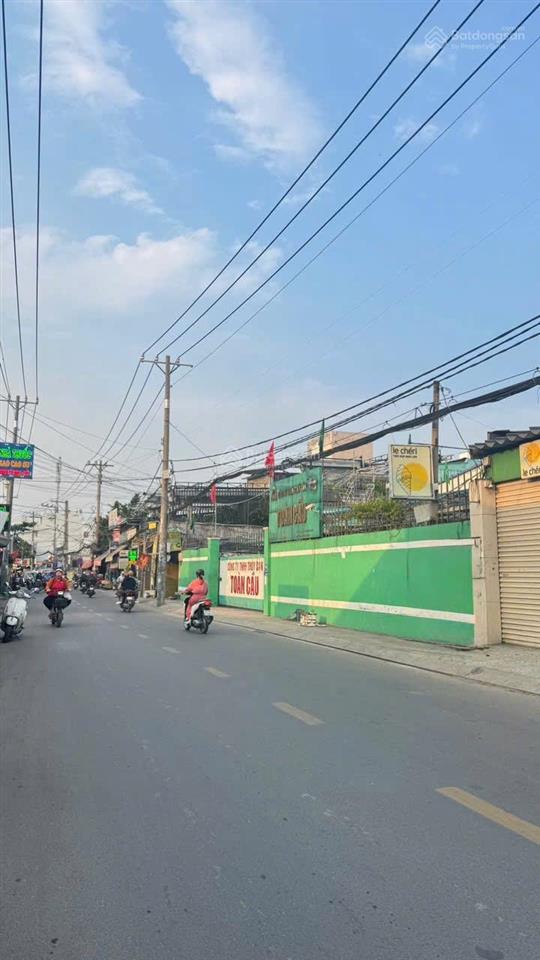 Bán đất mặt tiền kd vườn lài p an phú đông tp hcm dt sử dụng 200m2 ngang 5m x 40m  gần gò vấp