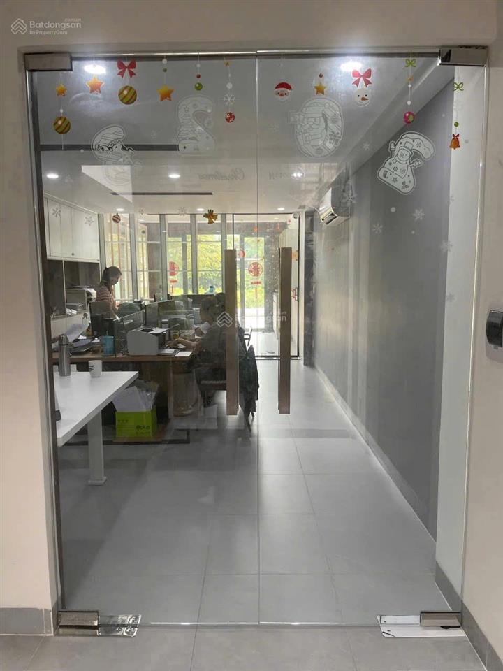 Cho thuê nhà đẹp 4 tầng khu víp vườn lài apđ hẻm 92 vườn lài kế bên chung cưapđ 100m