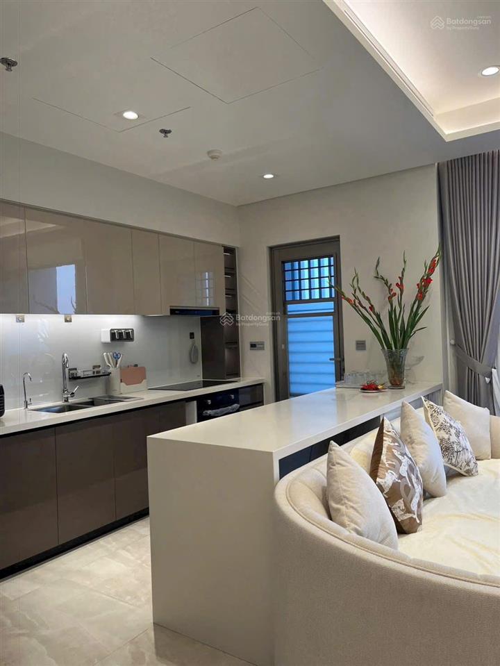 Cần bán căn hộ the horizon 3pn view sông, full nội thất cao cấp.  0909 168 ***