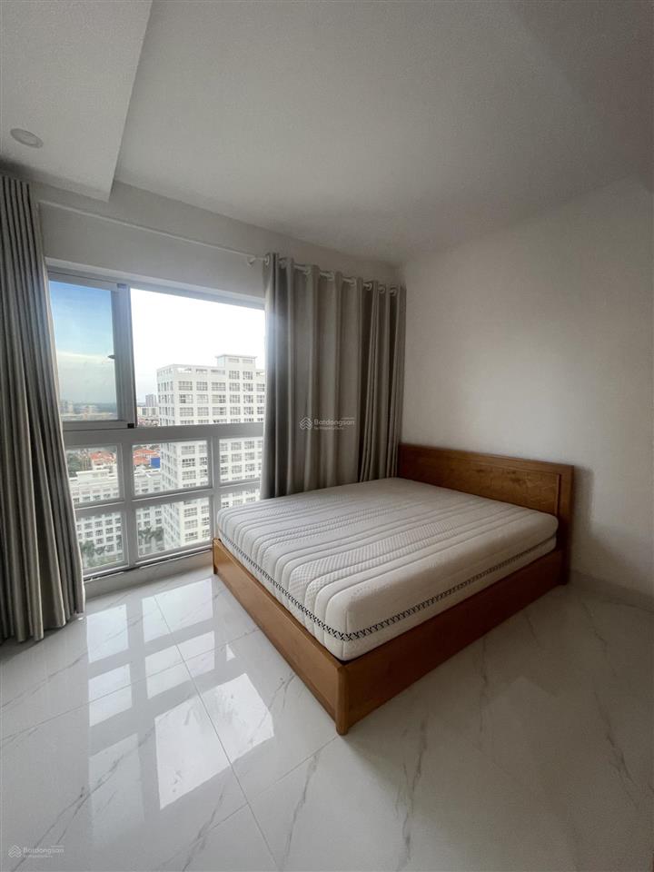 Bán căn hộ happy valley diện tích 135m2, giá tốt nhất thị trường.  0909 168 ***