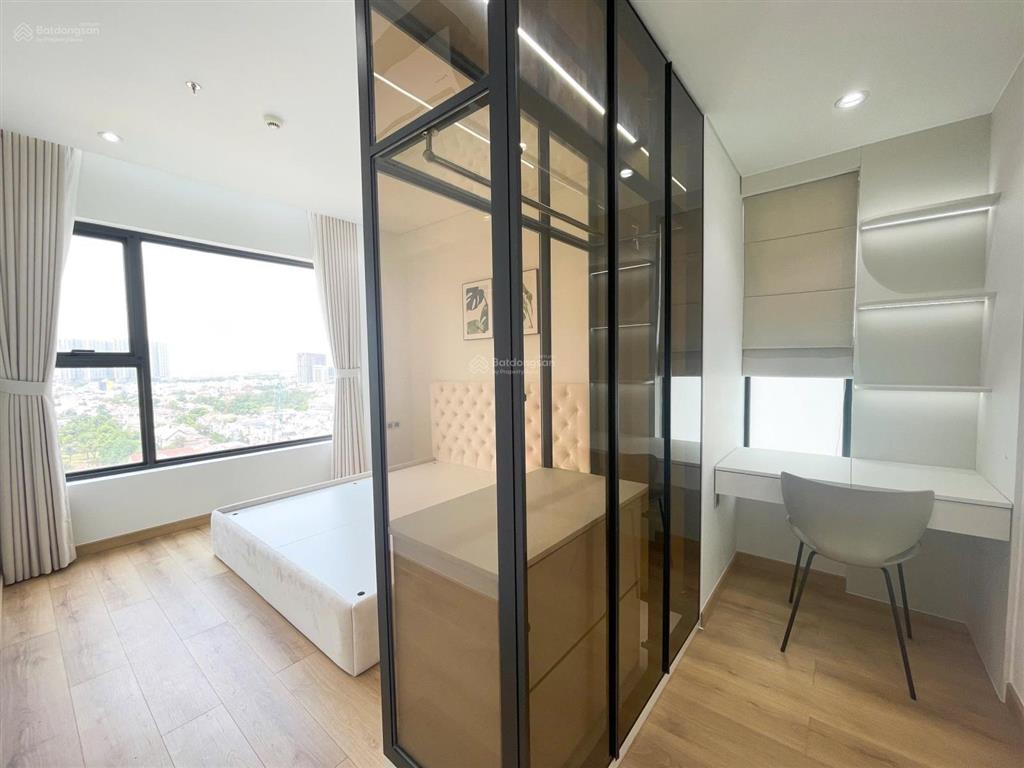 Bán căn hộ hưng phúc 3pn đầy đủ nội thất giá 9 tỷ.  0909 168 ***