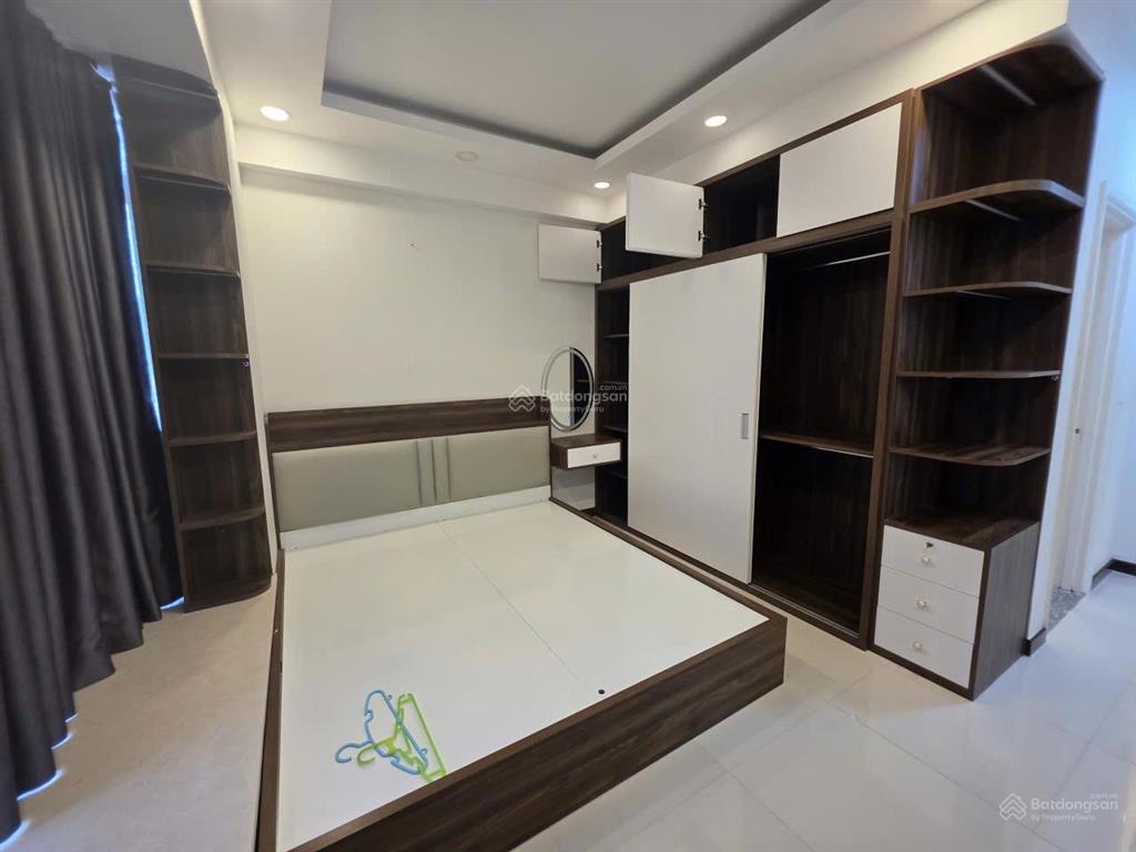 Bán nhanh căn hộ hưng phúc 3pn giá tốt.