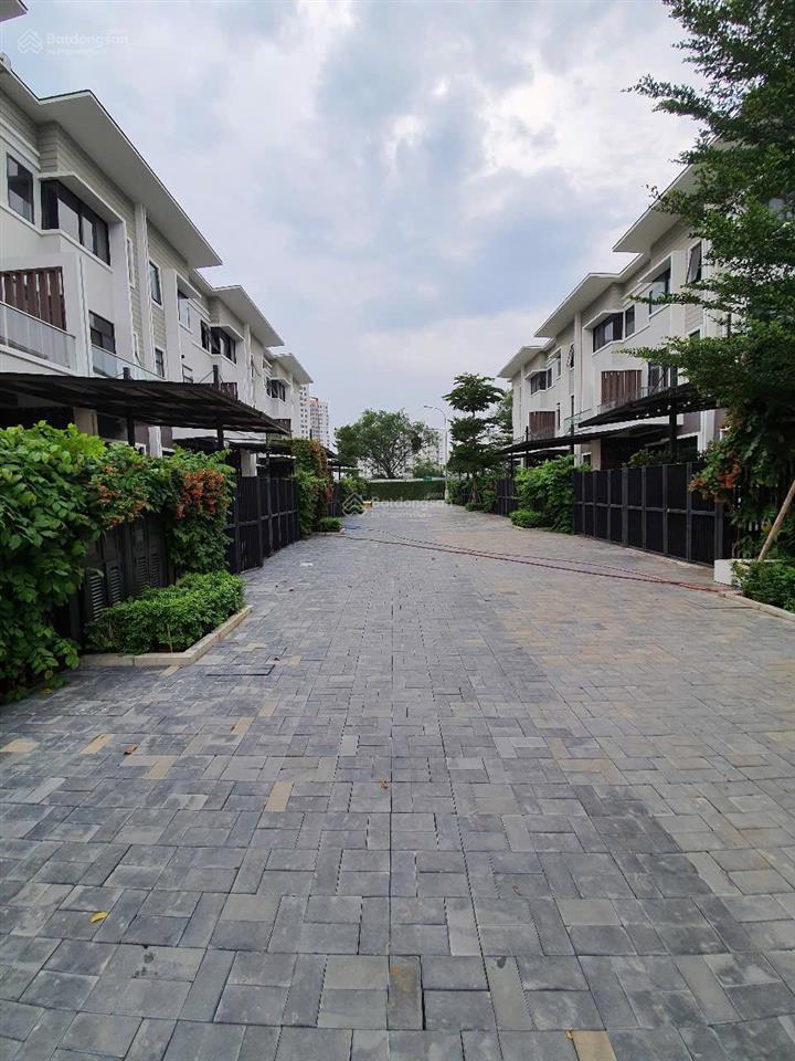Cần bán nhà phố mizuki park dt 100m, trệt, 2 lầu, sân thượng giá tốt.  0909 168 ***