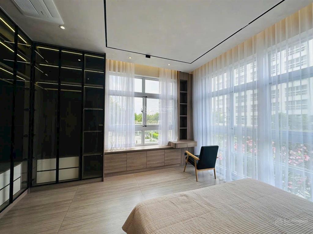 Bán nhanh căn hộ happy valley dt 115m chỉ 8,7 tỷ. giá tốt thị trường.