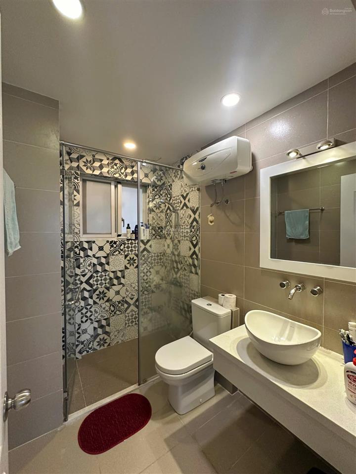 Cần bán nhanh trong tháng căn hộ antonia 2pn, dt 82m² giá tốt khu vực.  0909 168 ***