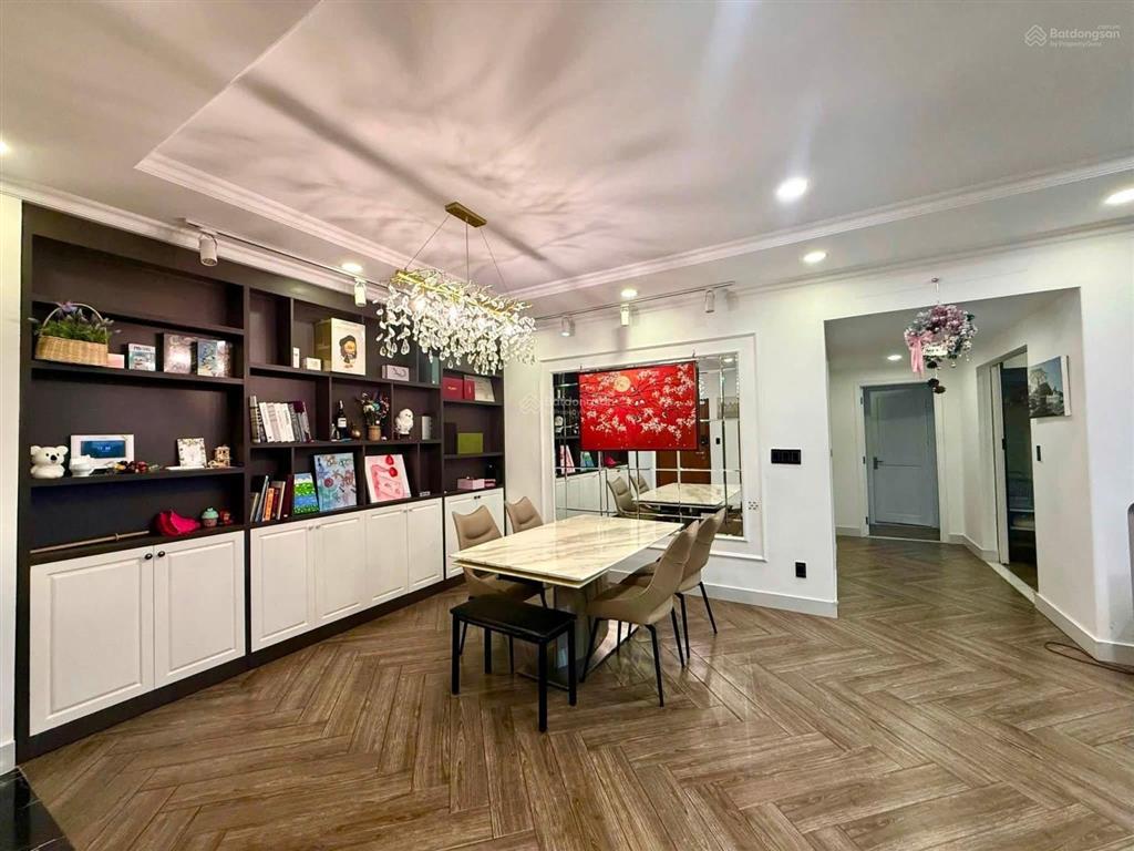 Căn hộ riverpark residence dt 128m2, 3pn đầy đủ nội thất giá chỉ 14 tỷ.  0909 168 ***