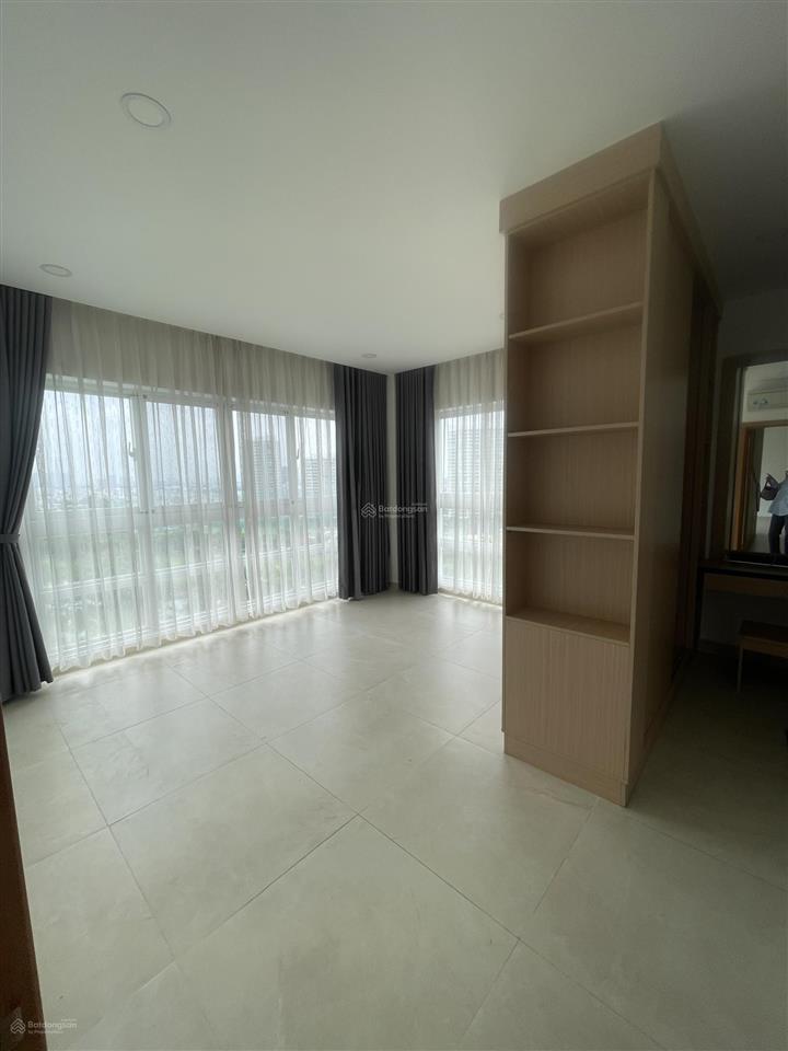 Chủ nhà cần bán gấp căn hộ happy valley dt 135m2 thiết kế thành 3pn giá chỉ 9,9 tỷ