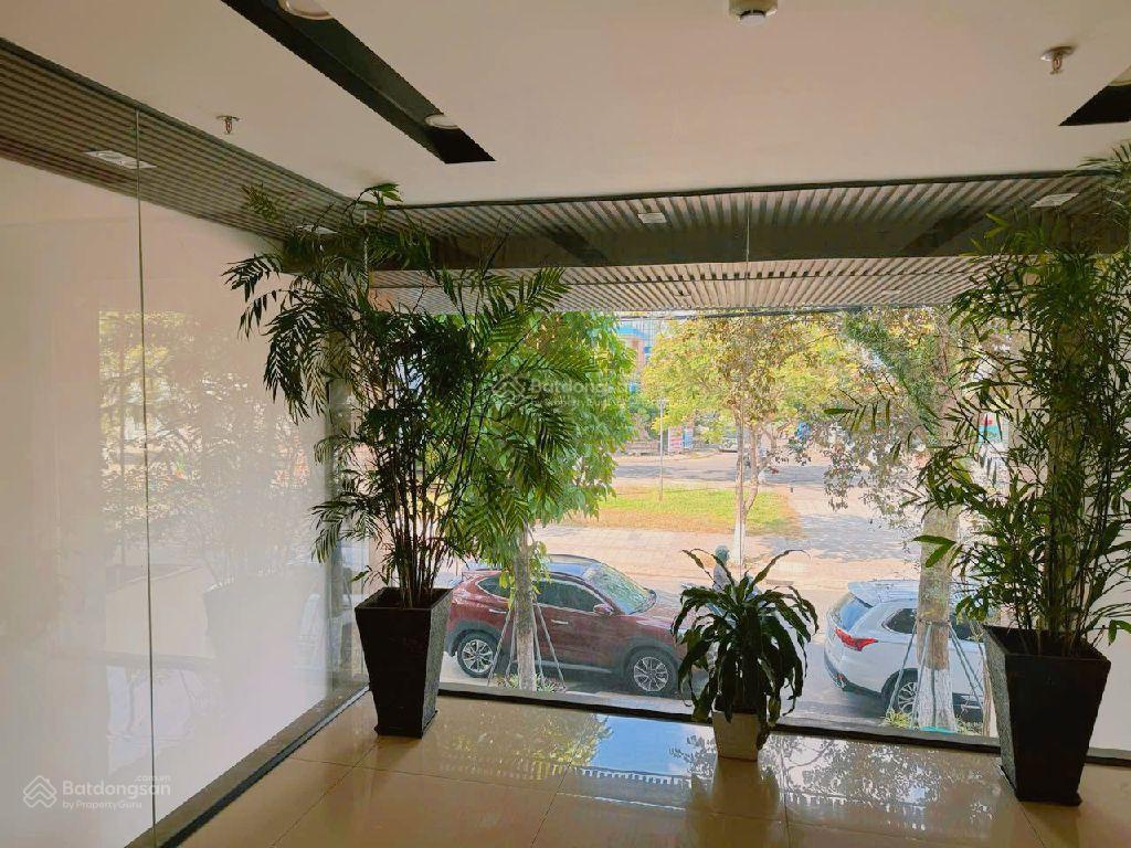 Bán toà văn phòng 7 tầng đối diện công viên mt đường yên thế bắc sơn đang cho thuê 70 triệu/ tháng.