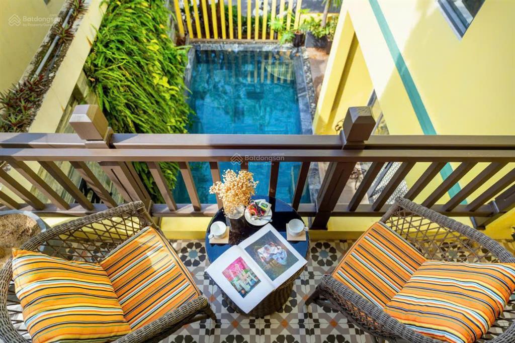 Bán căn villa cực xinh trung tâm phố cổ hội an  dòng tiền siêu đỉnh 500 triệu/tháng.  0768 470 ***