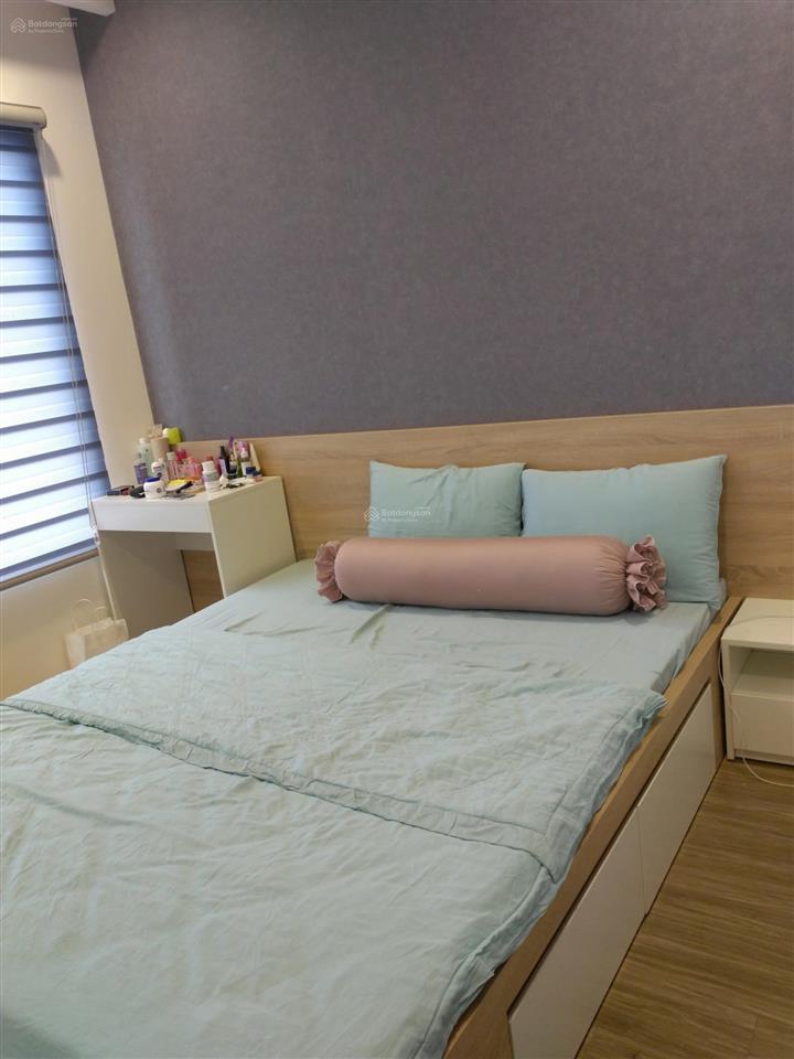 Gđ cần bán giá rẻ căn 2pn1 55m2 full nội thất tầng cao toà s1 giá 4,4 tỷ xem nhà 0974 325 ***