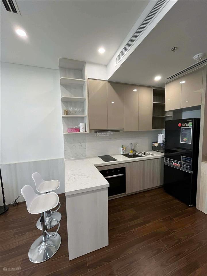 Tìm khách xịn vào ngay căn hộ 1pn+ toà masteri b full đồ đẹp cao cấp giá 11,5tr mpdv 0974 325 ***